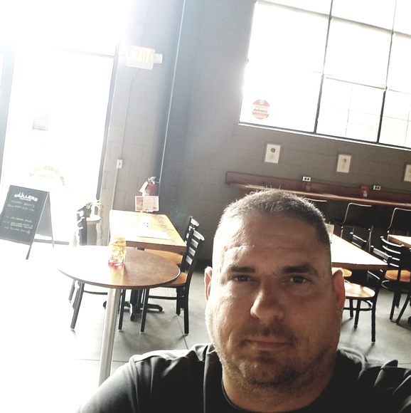 Meet your Posher, Sam - Picture 1 of 1